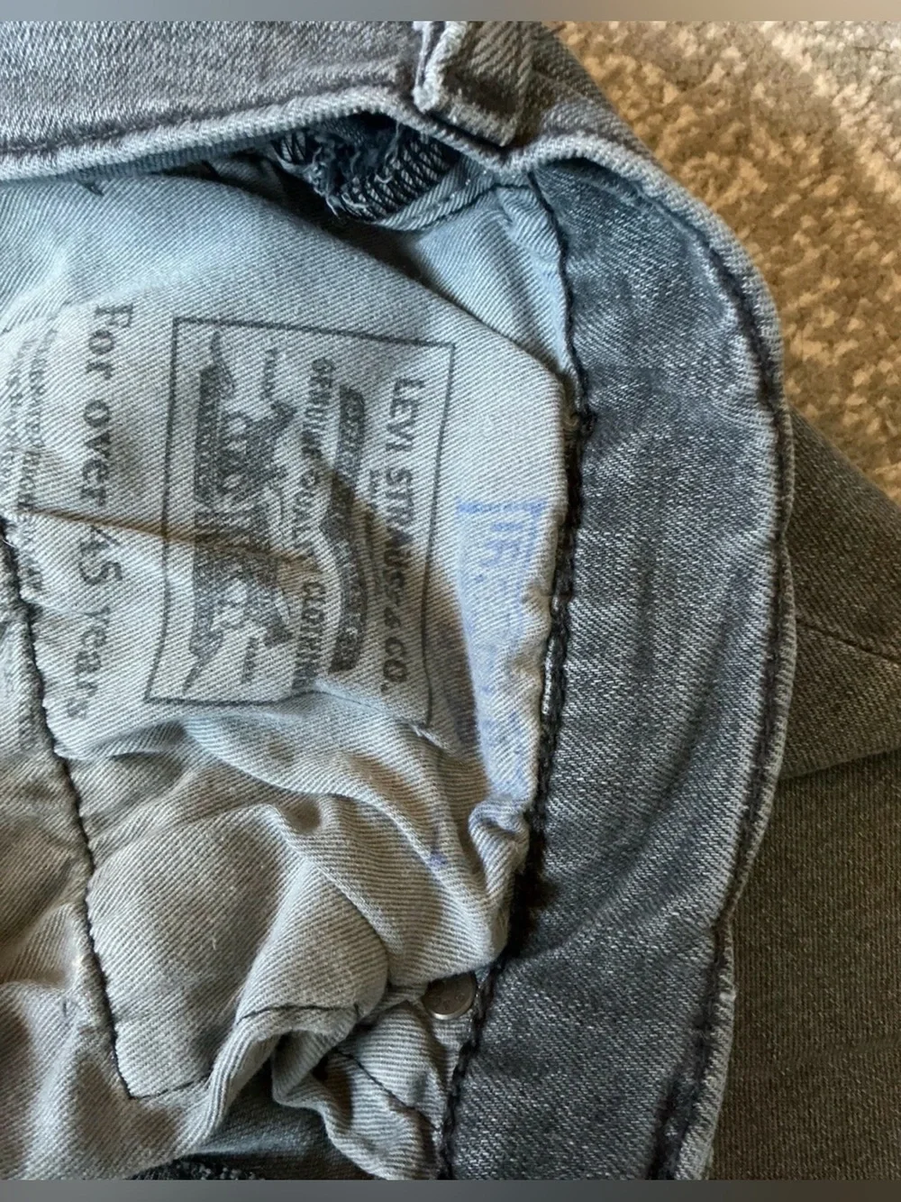 Size 34 x 32 - Levi & Strauss Levis 502 Taper Gray Wash Irregular Denim Jeans